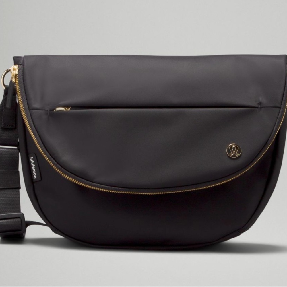 lululemon athletica all night 5L Black Crossbody Bag